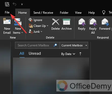 How to move the navigation bar in outlook 8